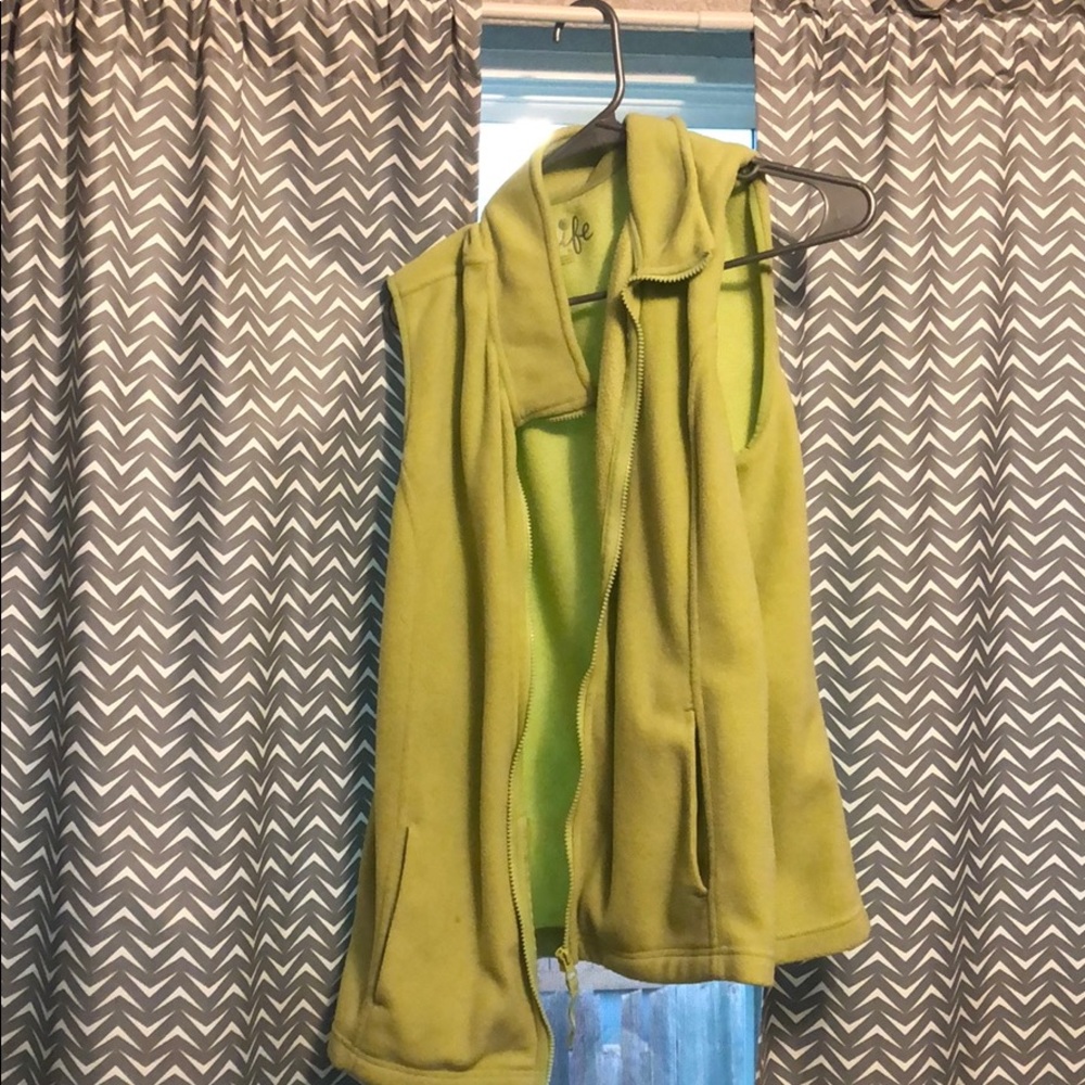 Green vest!